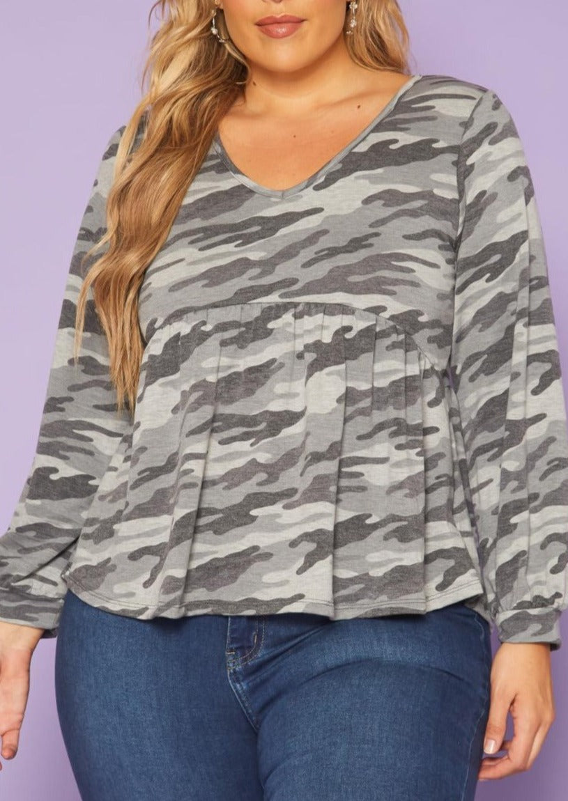 Hi Curvy Plus Size Camo Print Long Sleeve Top