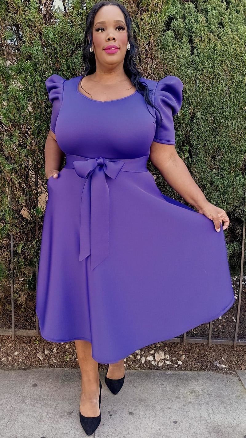 Plus Size short puff sleeves V-Neck Flowy Flare Midi Dress with Pocket